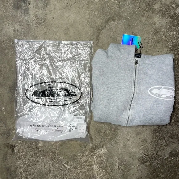 Corteiz Island Puff Print Zip Hoodie – Light Grey (Size M) - Picture 6 of 6